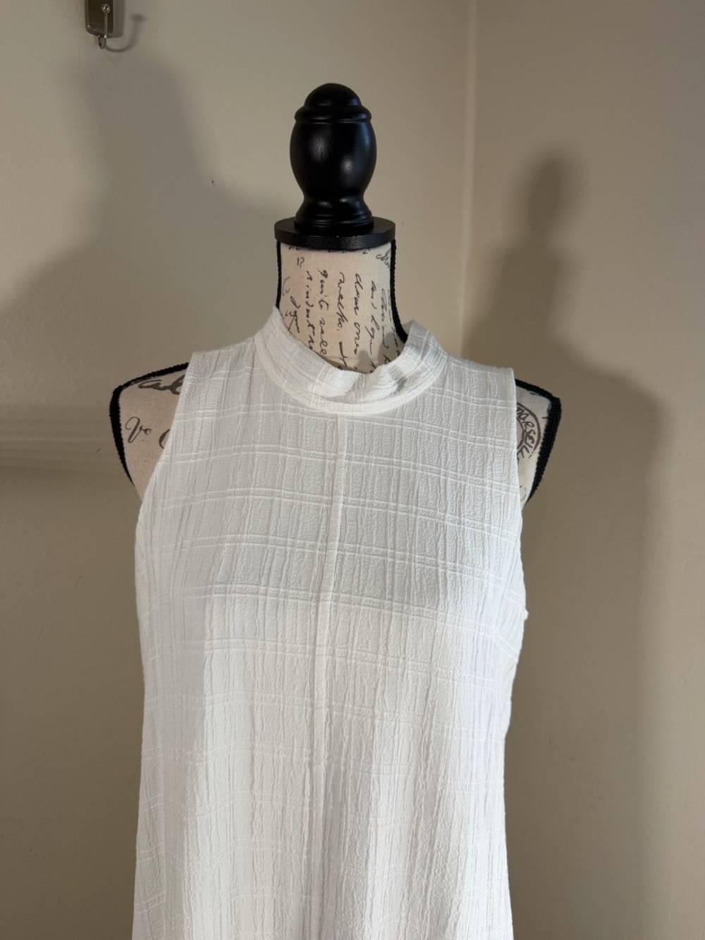 Calvin Klein White Sleeveless Mini Shift Dress - Picture 2 of 6